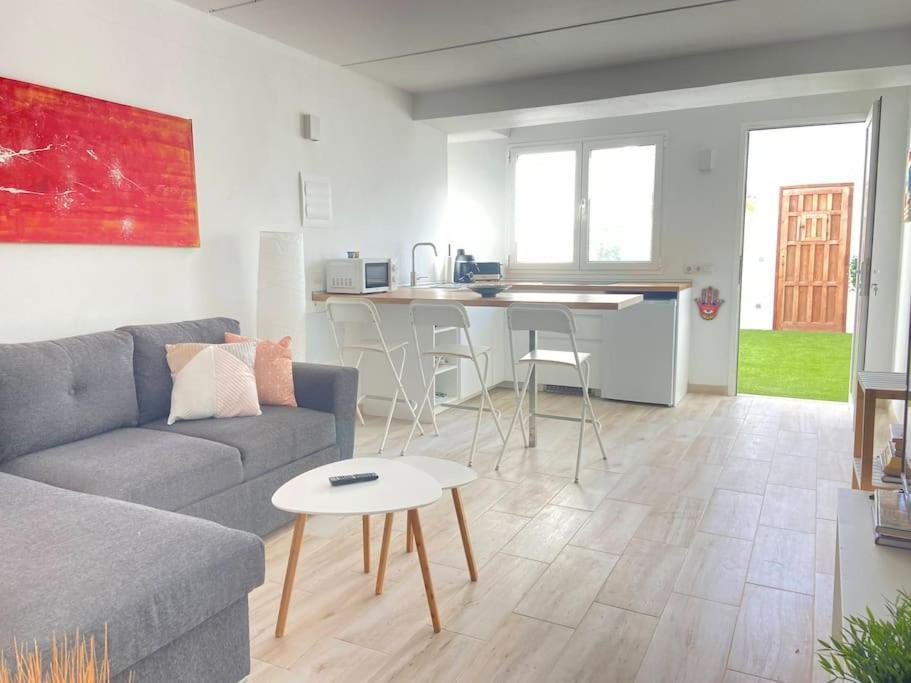 Casita Estrella Con Entrada Independiente Y Patio *
